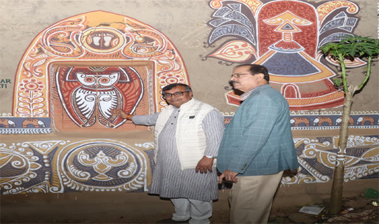  আল্পনা গ্রামে মন্ত্রী  রতন লাল নাথ