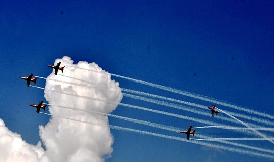 ৯৩তম বার্ষিকী উপলক্ষে গুয়াহাটিতে প্রথম পূর্ণাঙ্গ বিমান প্রদর্শনীর আয়োজন করেছে ভারতীয় বিমান বাহিনী
