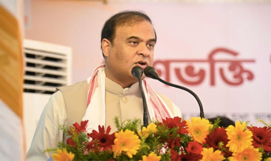 গুয়াহাটিতে আসামের মুখ্যমন্ত্রী হিসেবে শপথ হিমন্ত বিশ্ব শর্মা