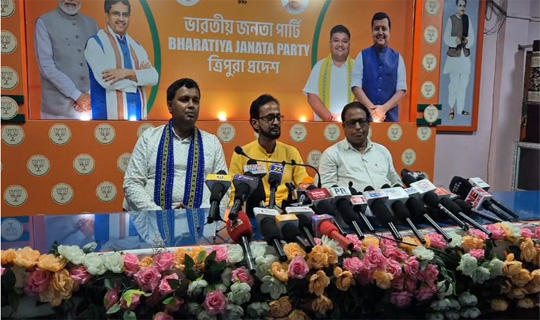 কলেজের কর্মীর মৃত্যুকে 'রাজনৈতিক ইস্