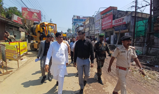 বর্ষায় জলযন্ত্রণা থেকে রেহাই দিতে শক