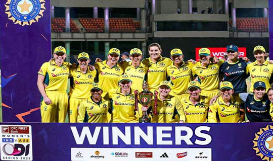 ভারতকে ৪৩ রানে হারিয়ে অস্ট্রেলিয়া মহিলাদের ওডিআই সিরিজ ২-১ ব্যবধানে জিতেছে