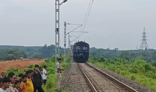 সেকেরকোটে ৪৮ বছর বয়সী দিনমজুর ট্রেন