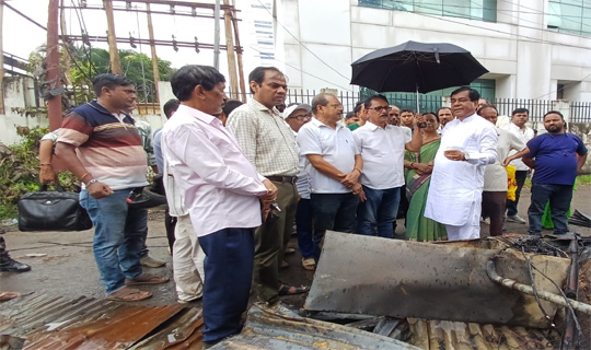 আদালত চত্বরে ভয়াবহ অগ্নিকাণ্ডে ভস্ম