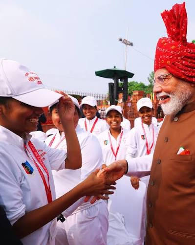 স্বাধীনতা দিবস উদযাপনের মাধ্যমে ‘বন্দে মাতরম’-এর ১৫০ বছর পূর্তি