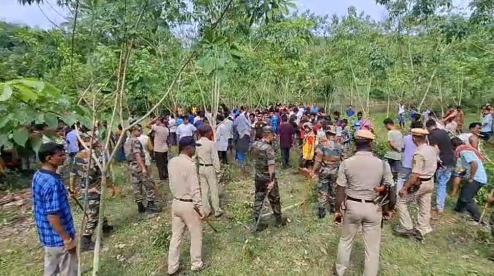 ৯  বছরের মেয়ে  উজ্জশিখা  ত্রিপুরার 
