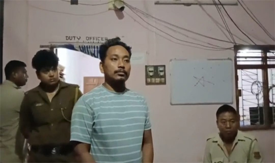 ৪ বছরের প্রেমের পরিণতিতে জনজাতি তরুণ